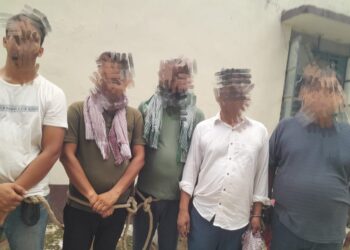 सारण पुलिस की विशेष छापामारी में शराब पार्टी मना रहे 05 अभियुक्त गिरफ्तार, जेल भेजे गए