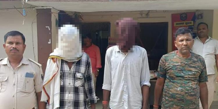 मधुबनी हत्याकांड में 2 अपराधी गिरफ्तार:48 घंटे में पुलिस ने किया मामले का खुलासा, राहगीरों से लूटपाट में थे सक्रिय