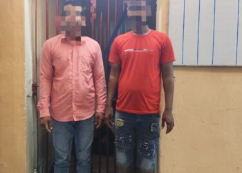 सड़क पर बस और अन्य वाहनों से अवैध रूप से रंगदारी वसूली करने वाले गिरोह पर हुई कार्रवाई, 02 सदस्य गिरफ्तार, अन्य की गिरफ्तारी हेतु छापामारी जारी…