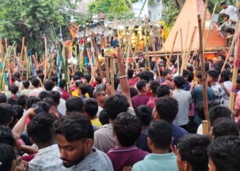 बड़हरिया प्रखंड के सबसे सुप्रसिद्ध महावीरी अखड़ा मेला मथुरापुर और बालपुर शांति पूर्ण संपन्न हुआ