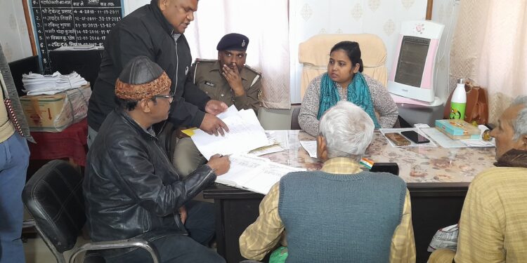 सीओ के जनता दरबार में दर्जनों मामलों की हुई सुनवाई