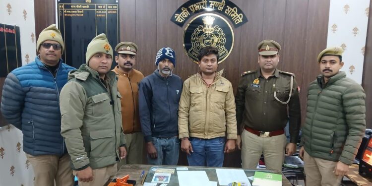 नकली मुद्रा तैयार व खपाने वाले गिरोह का भंडाफोड़1,12,500 मूल्य के जाली नोट व उपकरण,सामग्री बरामद