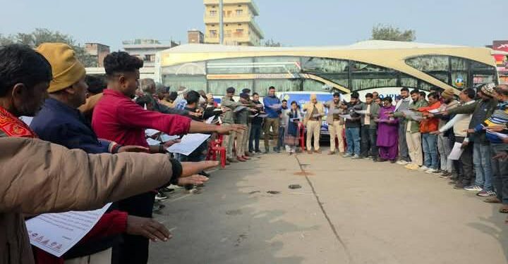 सिवान में पुरे जनवरी तक राष्ट्रीय सड़क सुरक्षा अभियान चलाया जाएगा।