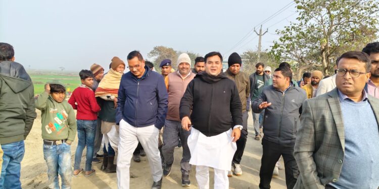 मुख्यमंत्री की प्रगति यात्रा को लेकर बरौली में प्रशासनिक तैयारियों की व्यापक समीक्षा, जिला पदाधिकारी एवं माननीय विधायक बरौली ने किया स्थलों का निरीक्षण