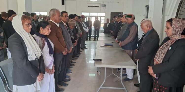 एडवोकेट कमल किशोर सिन्हा की मौत ओर शोक सभा का हुआ आयोजन