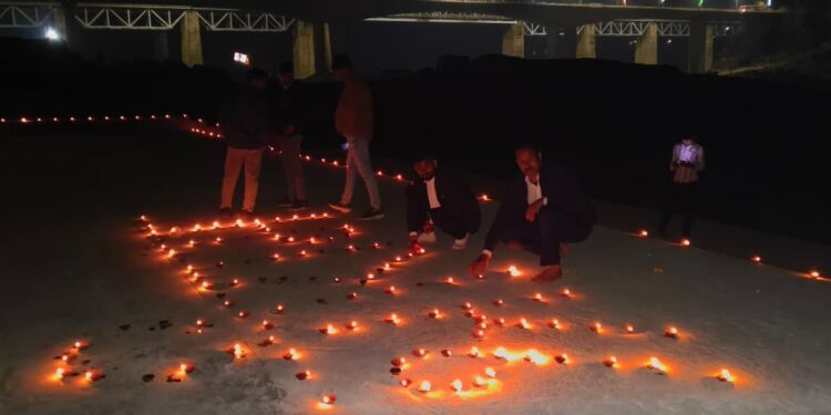 श्रीराम मंदिर वर्षगांठ पर दीपोत्सव